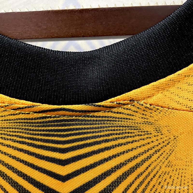 22/23 Kaizer Chiefs Home Soccer Jersey - Kitsociety