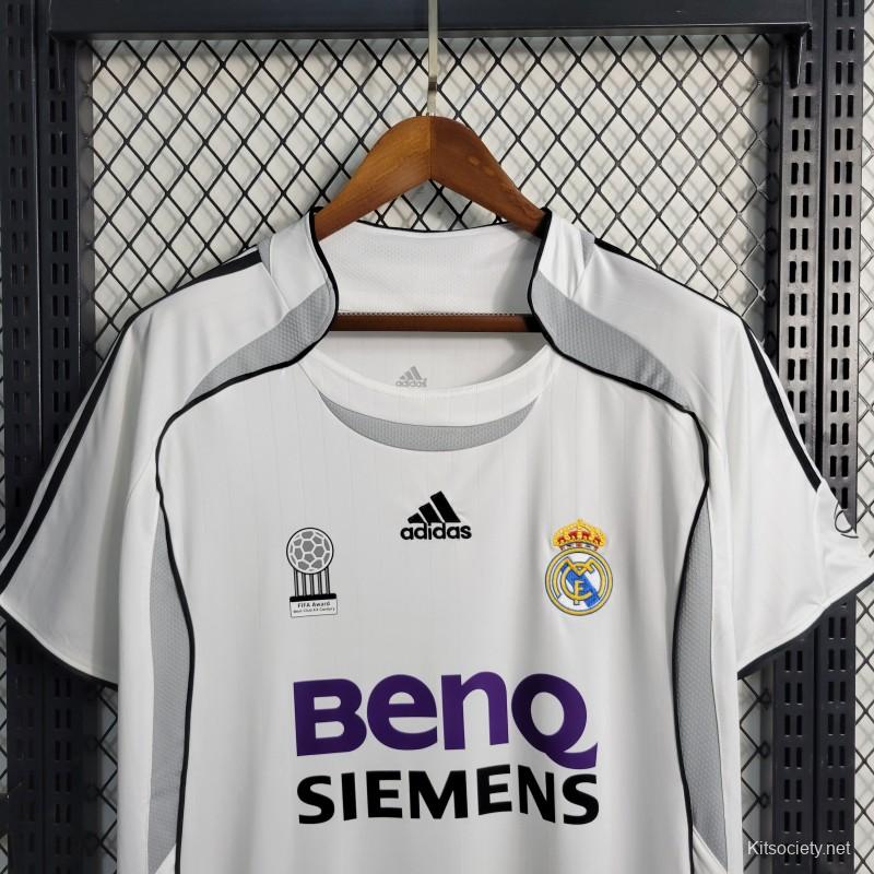 Real Madrid Home Jersey Soccer 04-05 Siemens Adidas